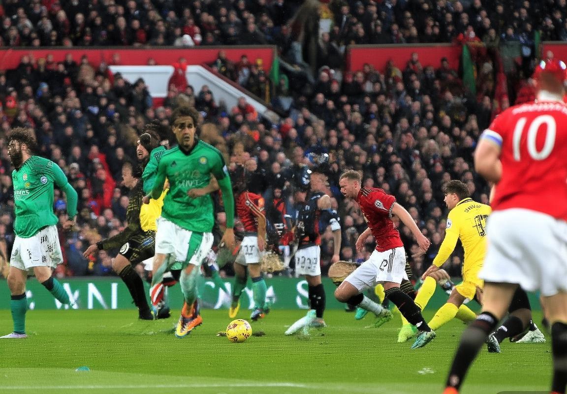 2019年曼联vs莱斯特城英超经典对决：2-1胜利背后的战术与球星风采